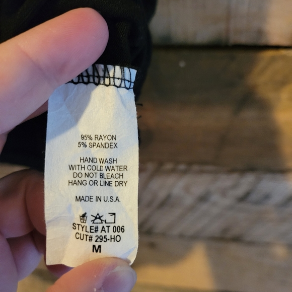 SALE-Color Bear women's Mermaids Only muscle tee size medium - Picture 7 of 9